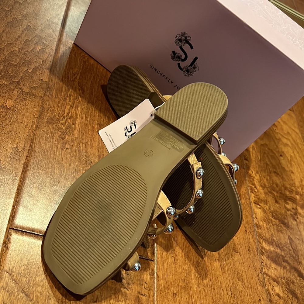 Sincerely Jules Ventura Tan Studded Gladiator Sandals Silver Ball Tan Slides 7.5 - Picture 9 of 17